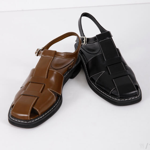 TODAYFUL(トゥデイフル)のNUGU サンダル　黒　23.5 新品未使用　韓国　link レディースの靴/シューズ(サンダル)の商品写真
