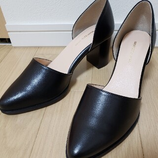 【新品/本革】neue diffusion　ブラックヒール靴(ハイヒール/パンプス)