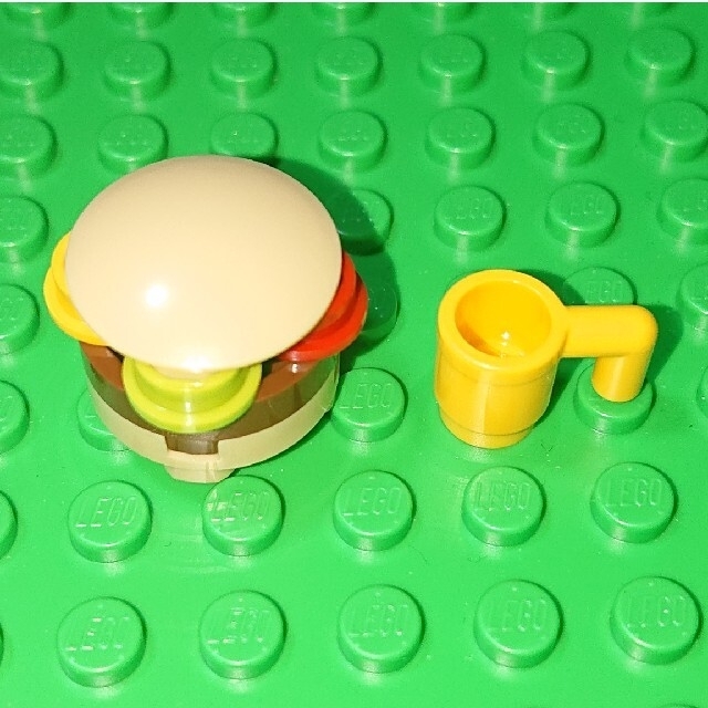 Lego(レゴ)の【新品】LEGO ハンバーガー《Ｂ》セット レゴ ミニフィグアイテム エンタメ/ホビーのエンタメ その他(その他)の商品写真