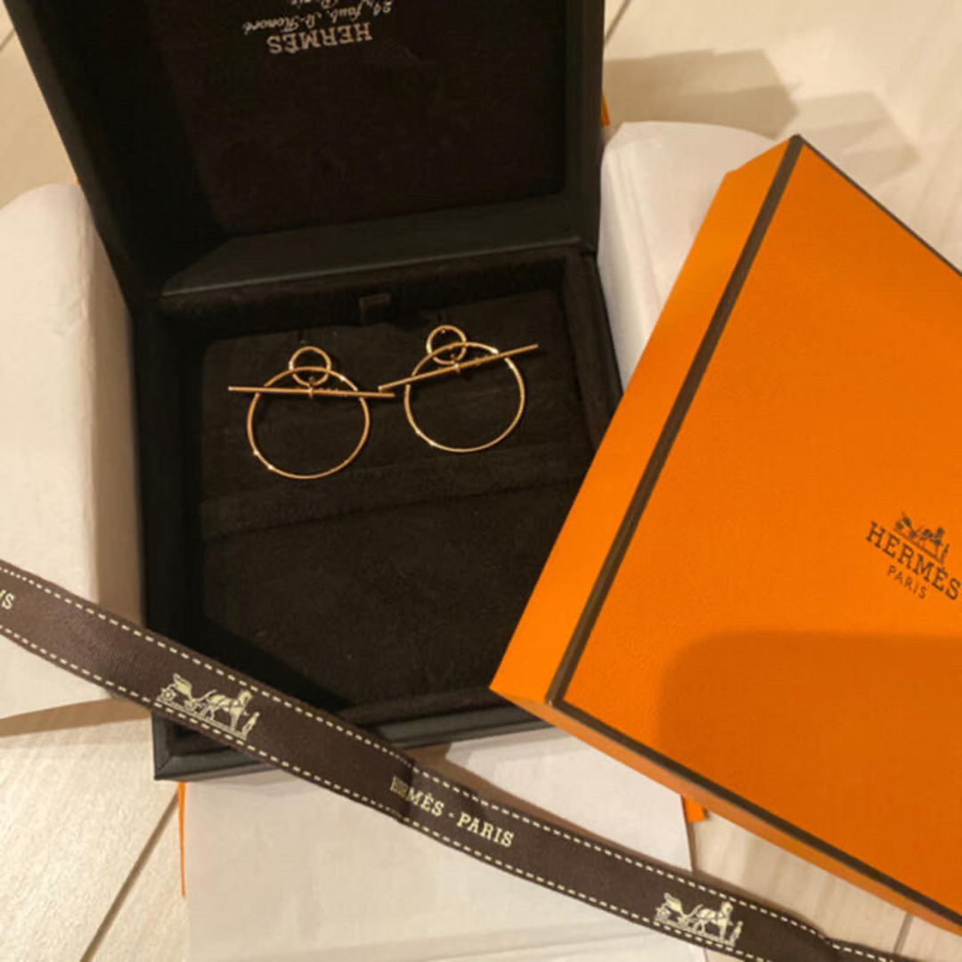 Hermes(エルメス)のHERMES エルメス　ピアス　ループ　PM   ピンクゴールド レディースのアクセサリー(ピアス)の商品写真