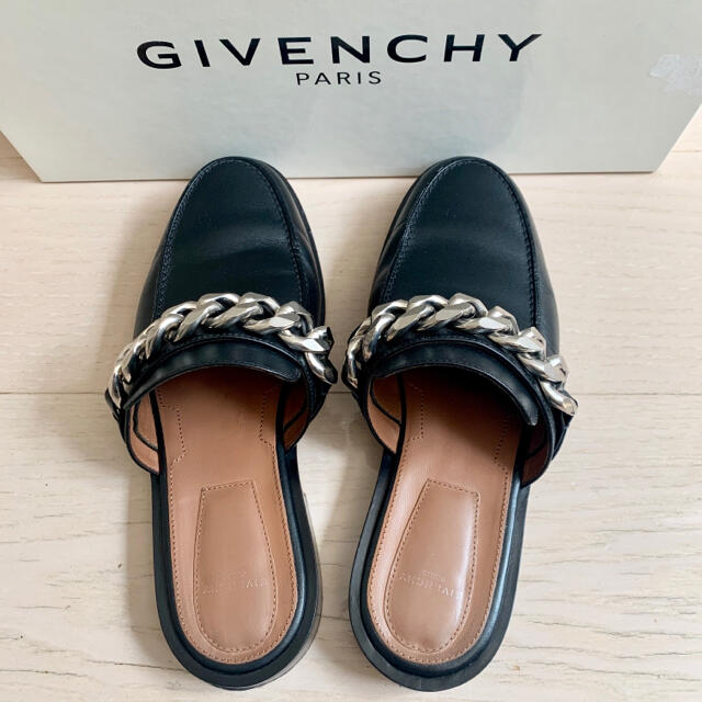 GIVENCHY(ジバンシィ)の値下✨GIVENCHYジバンシーチェーンレザー サンダル レディースの靴/シューズ(サンダル)の商品写真