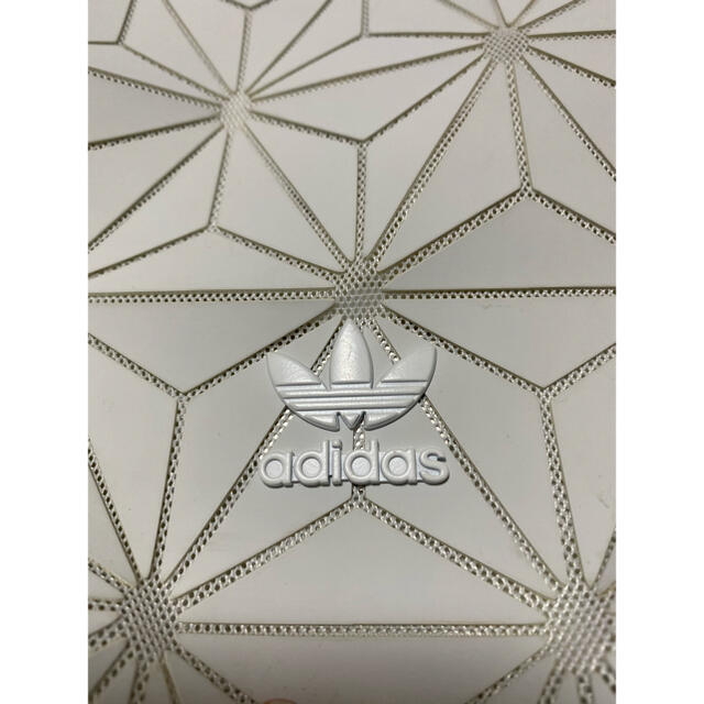 adidas(アディダス)のadidasナップザック、リュック レディースのバッグ(リュック/バックパック)の商品写真