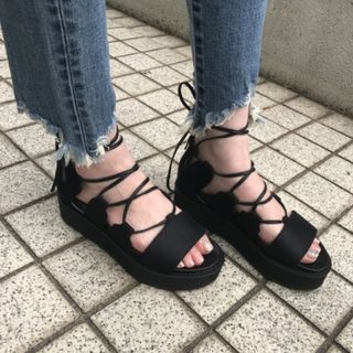 マウジー(moussy)のmoussy レースアップシューズ　サンダル(サンダル)