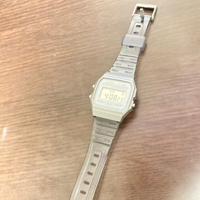 CASIO(カシオ)の一時値下げ　新品未使用　CASIO クリアウォッチ　グレー　チープカシオ　古着 メンズの時計(腕時計(デジタル))の商品写真