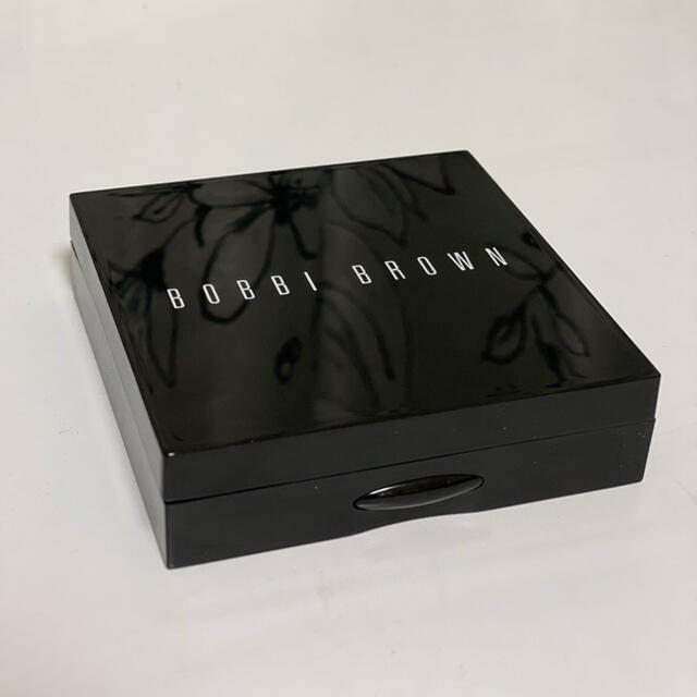 BOBBI BROWN(ボビイブラウン)のBobbi Brown シマーブリック　ピンククォーツ コスメ/美容のベースメイク/化粧品(チーク)の商品写真