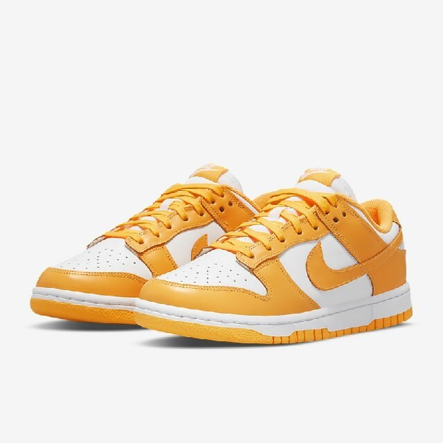 NIKE(ナイキ)の23cm NIKE WMNS DUNK LOW LASER ORANGE レディースの靴/シューズ(スニーカー)の商品写真