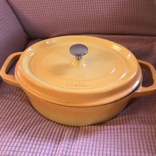 ストウブ(STAUB)のストウブ　オーバル型鍋(鍋/フライパン)