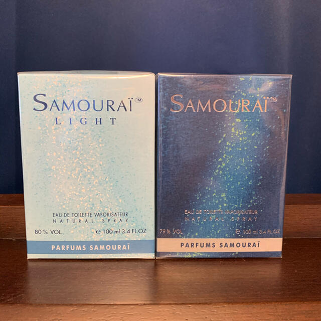 SAMOURAI(サムライ)の【トシ様専用】サムライ オードトワレ 100mL サムライ ライト 100mL コスメ/美容の香水(香水(男性用))の商品写真