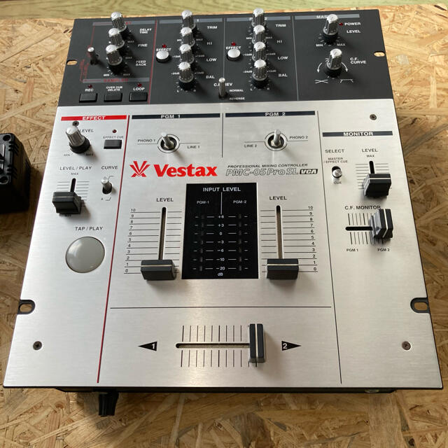 Vestax PMC 05 Pro SL VCA DJ Mixer 楽器のDJ機器(DJミキサー)の商品写真