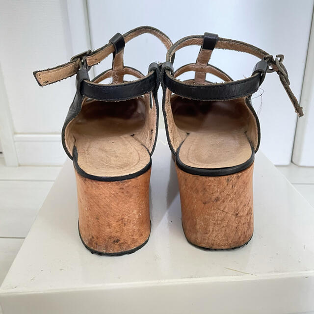 JaneMarple(ジェーンマープル)のジェーンマープル　ウッドサンダル　木底　厚底　刻印　ブラック　黒 レディースの靴/シューズ(その他)の商品写真