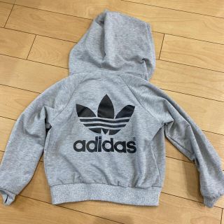 アディダス(adidas)のアディダス、パーカー110(ジャケット/上着)