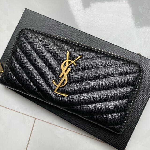 Saint Laurent(サンローラン)のサンローラン　ラウンドファスナー　長財布　財布　YSL 鑑定済み　ルイヴィトン　 レディースのファッション小物(財布)の商品写真