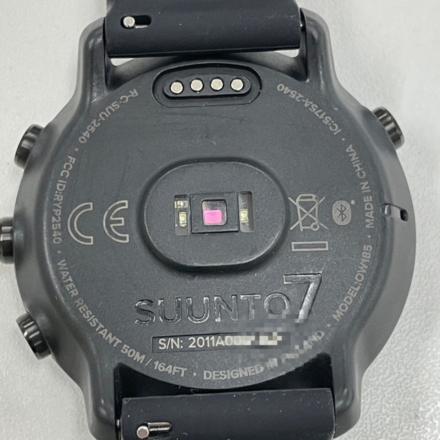 SUUNTO(スント)のsuunto7  交換バンド　予備充電ケーブル付き メンズの時計(腕時計(デジタル))の商品写真