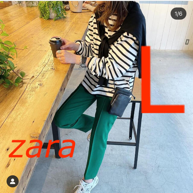 ZARA(ザラ)のZARA ダーツ入りハイウエストパンツ　L レディースのパンツ(カジュアルパンツ)の商品写真