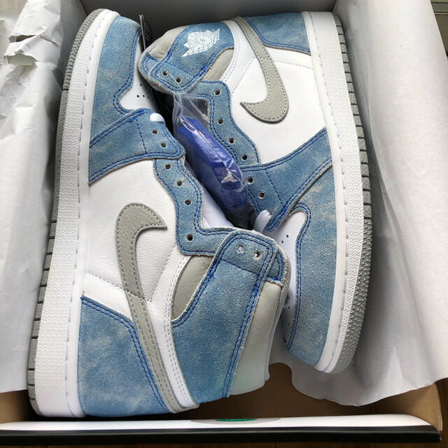 NIKE AIR JORDAN 1 HIGH OG "HYPER ROYAL"