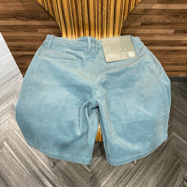 420様　メーカー完売品　コーデュロイ　ショートパンツ　ブルー メンズのパンツ(ショートパンツ)の商品写真