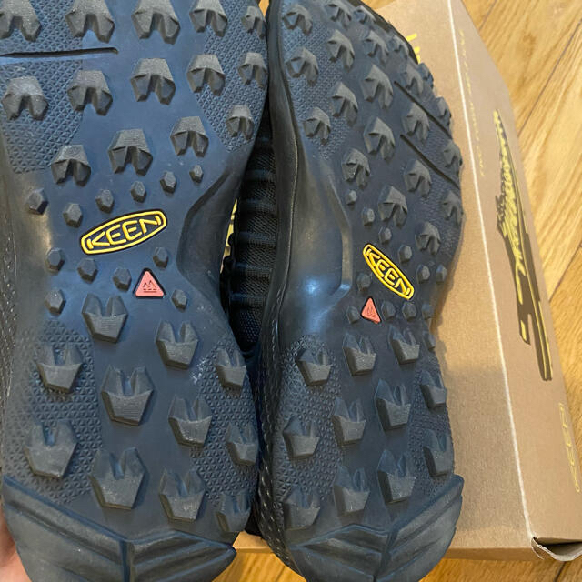 KEEN(キーン)のKEEN EXPLORE UNEEK メンズの靴/シューズ(スニーカー)の商品写真