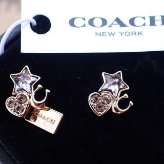 コーチ(COACH)のCOACH クリスタル スター ハート シグネチャー クラスタースタッド ピアス(ピアス)