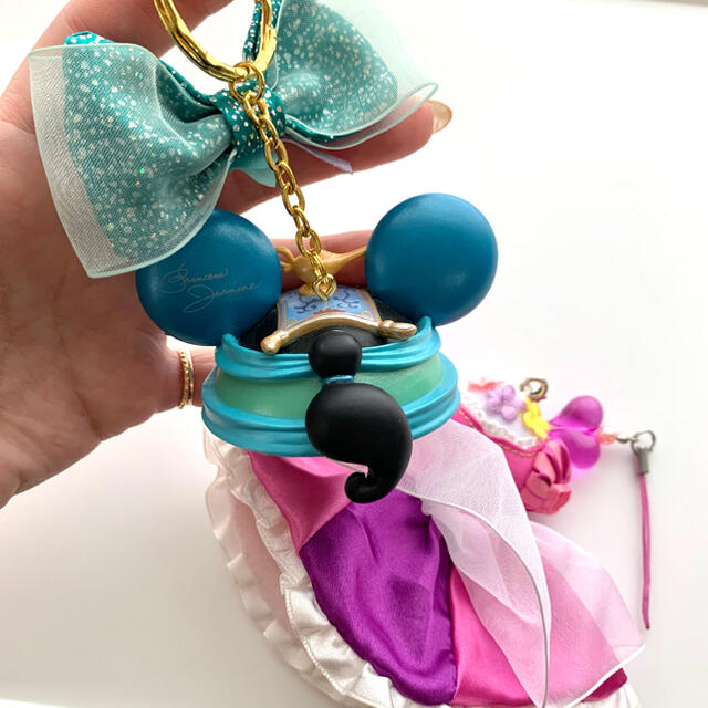 Disney(ディズニー)のディズニープリンセス　キーホルダー2点セット エンタメ/ホビーのおもちゃ/ぬいぐるみ(キャラクターグッズ)の商品写真