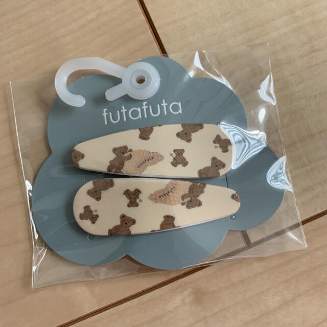 futafuta(フタフタ)のフタくま　ピン エンタメ/ホビーのおもちゃ/ぬいぐるみ(キャラクターグッズ)の商品写真