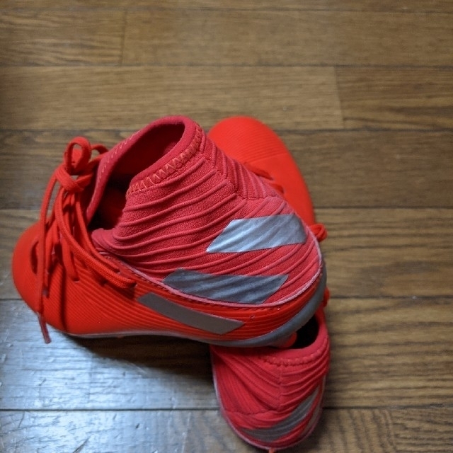 adidas(アディダス)のマルセロ様専用　子供　サッカー　スパイク☆adidas　23.0cm スポーツ/アウトドアのサッカー/フットサル(シューズ)の商品写真