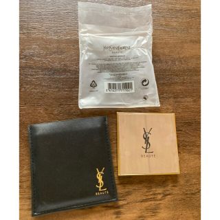 イヴサンローランボーテ(Yves Saint Laurent Beaute)のイヴ・サンローランボーテノベルティミラーコンパクト鏡携帯(ノベルティグッズ)