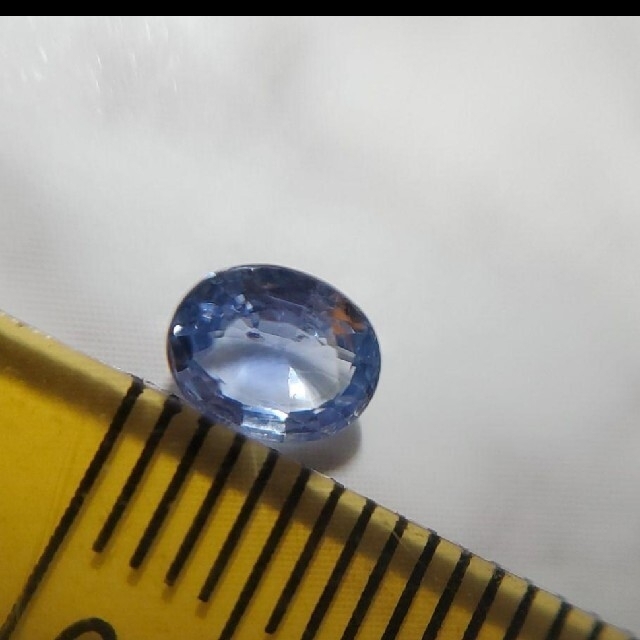 ファンシーカラー天然サファイア ルース 0.674ct - 各種パーツ