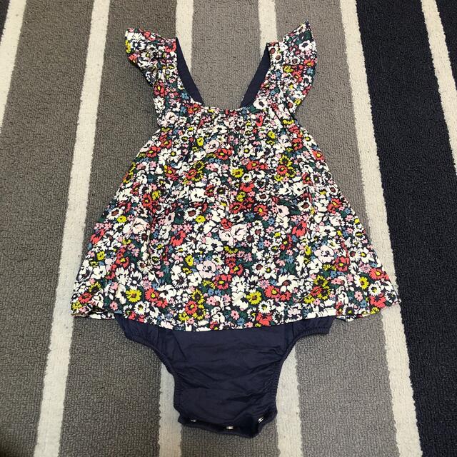 babyGAP(ベビーギャップ)の美品 gapkids babygap ロンパース 花柄 フラワー フリル 90 キッズ/ベビー/マタニティのベビー服(~85cm)(ロンパース)の商品写真