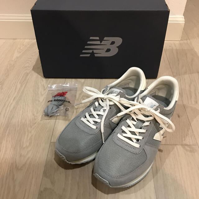 New Balance(ニューバランス)のえんぴつ様専用 WL220 earth newbalance 23.5 レディースの靴/シューズ(スニーカー)の商品写真