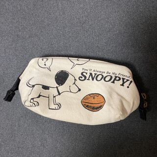 ピーナッツ(PEANUTS)のSNOOPY 65周年　ポーチ　PEANUTS(ポーチ)