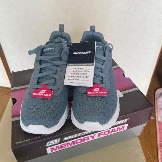 スケッチャーズ(SKECHERS)の新品　スケッチャーズ　メモリーフォーム(スニーカー)