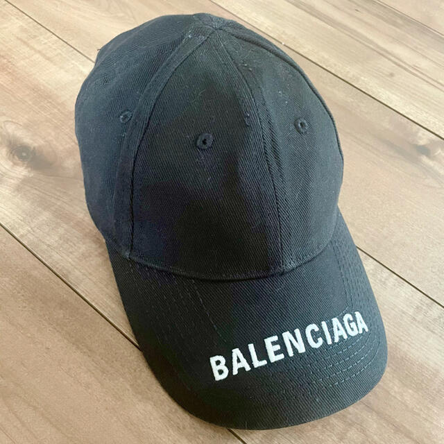 Balenciaga(バレンシアガ)のBALENCIAGA 定番 ロゴキャップ　バレンシアガ バレンシアガキャップ  レディースの帽子(キャップ)の商品写真