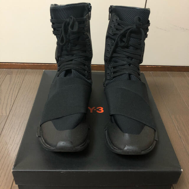 Y-3(ワイスリー)のY-3 QASA BOOT メンズの靴/シューズ(スニーカー)の商品写真