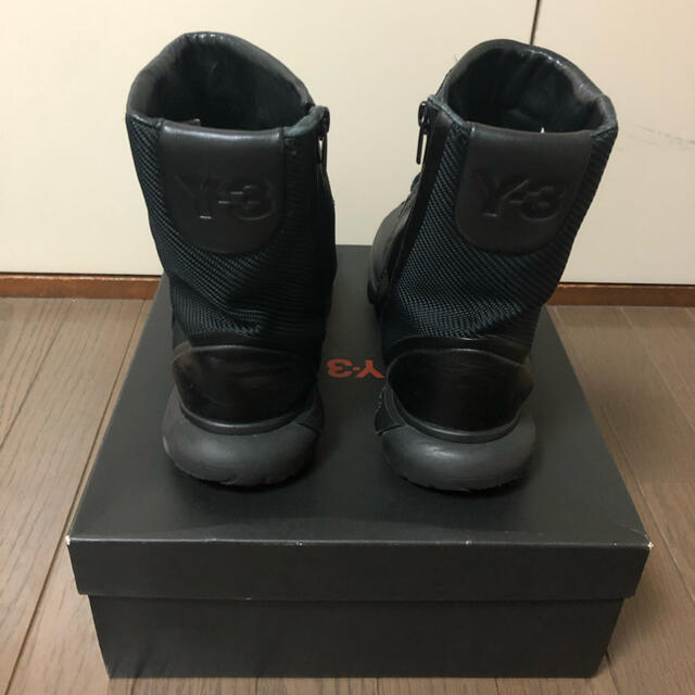 Y-3(ワイスリー)のY-3 QASA BOOT メンズの靴/シューズ(スニーカー)の商品写真