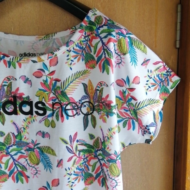 adidas(アディダス)のadidas neo  アディダス ネオ  みっち様専用 レディースのトップス(Tシャツ(半袖/袖なし))の商品写真