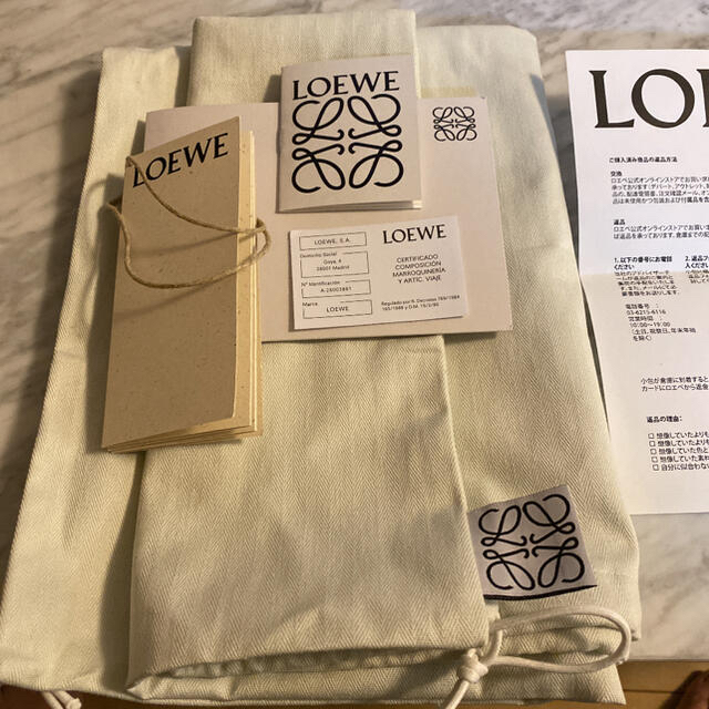 バッグロエベ　スモールシェルバスケットバッグ LOEWE