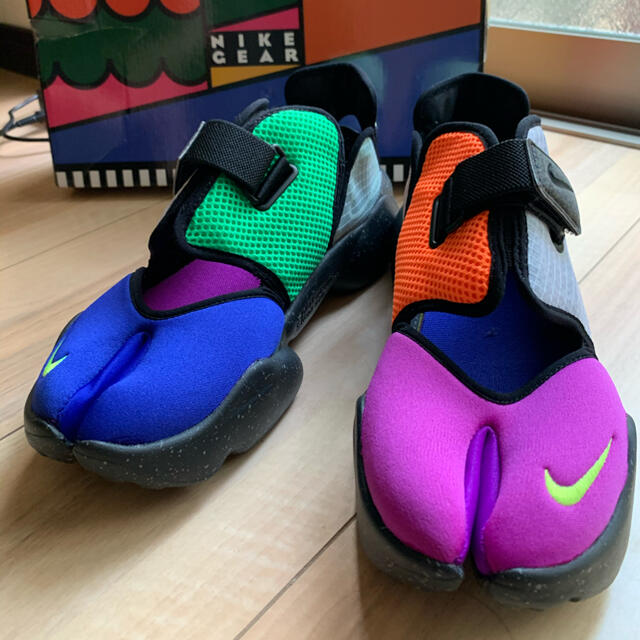 NIKE(ナイキ)のW NIKE AQUA RIFT ナイキウィメンズアクアリフト レディースの靴/シューズ(サンダル)の商品写真