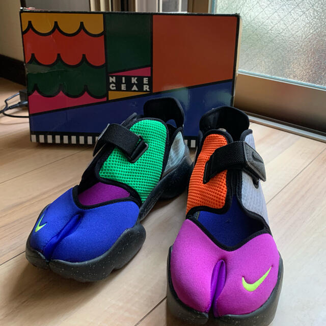 NIKE(ナイキ)のW NIKE AQUA RIFT ナイキウィメンズアクアリフト レディースの靴/シューズ(サンダル)の商品写真