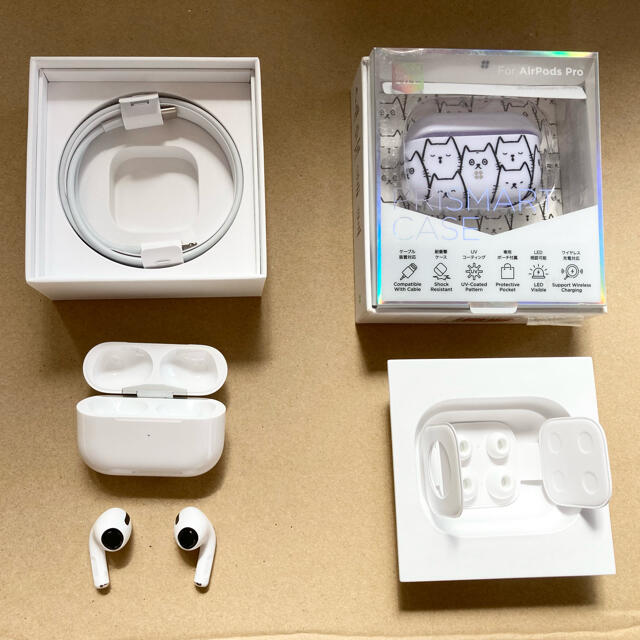 Apple(アップル)のApple AirPods Pro 中古 スマホ/家電/カメラのオーディオ機器(ヘッドフォン/イヤフォン)の商品写真