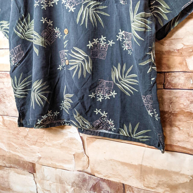 【希少】アロハシャツ　リーフアラビアンデザイン　総柄　シルク　パイナップル刺繍 メンズのトップス(シャツ)の商品写真