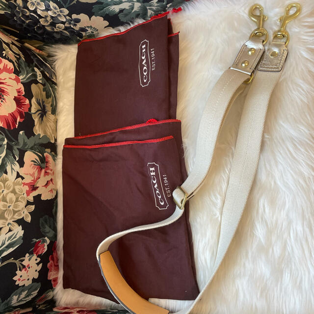 COACH(コーチ)のCOACH ペット用キャリーバッグ その他のペット用品(かご/ケージ)の商品写真