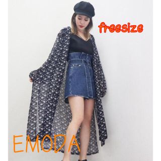 エモダ(EMODA)のエモダ　シャツ　ロング　新品　EMODA おしゃれ　レディース  春　夏　(シャツ/ブラウス(長袖/七分))