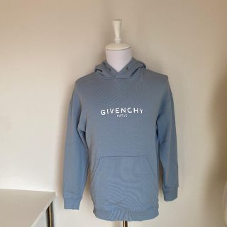 ジバンシィ(GIVENCHY)のGIVENCHY プルオーバー　パーカー　xs  水色(パーカー)