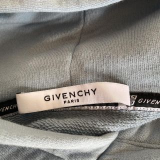 GIVENCHY プルオーバー　パーカー　xs 水色