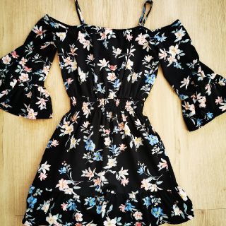 エイチアンドエム(H&M)のH＆M 花柄オフショルワンピース❤(ミニワンピース)