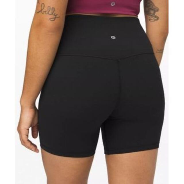 lululemon(ルルレモン)の新品未使用☆サイズ6セール☆ショートパンツ★Align Short レディースのパンツ(その他)の商品写真