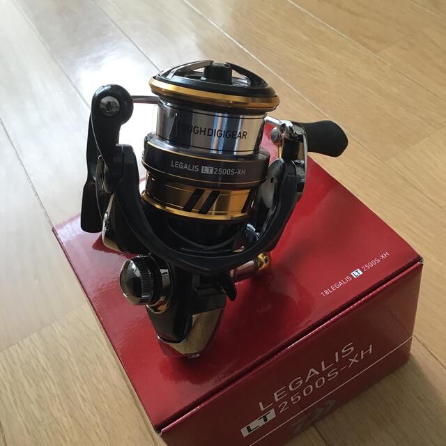 【新品未使用】18レガリス　LT2500S-XH DAIWA 1