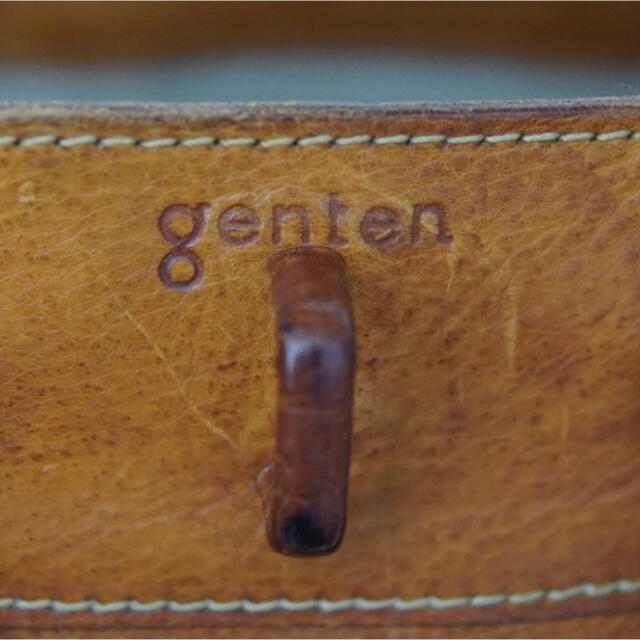 genten(ゲンテン)の【genten】人気のゲンテン！ 希少形 高級 革 ナチュラル素材 レディースのバッグ(ハンドバッグ)の商品写真