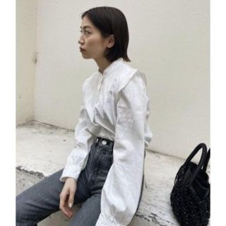 マウジー(moussy)の美品 完売 MOUSSY CUT OFF FRILL DENIM ブラウス 1(シャツ/ブラウス(長袖/七分))