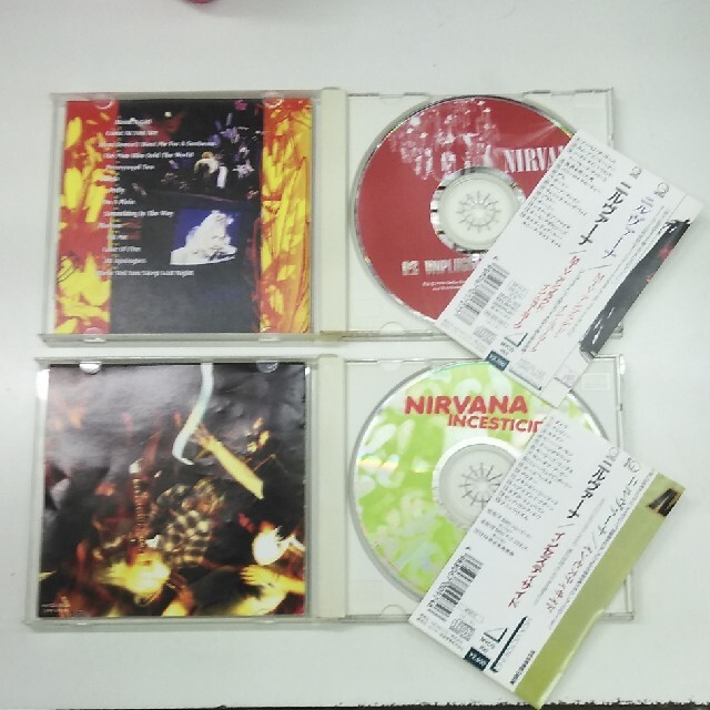 ニルヴァーナ　CD 2枚セット　MTV アンプラグド & インセスティサイド エンタメ/ホビーのCD(ポップス/ロック(洋楽))の商品写真